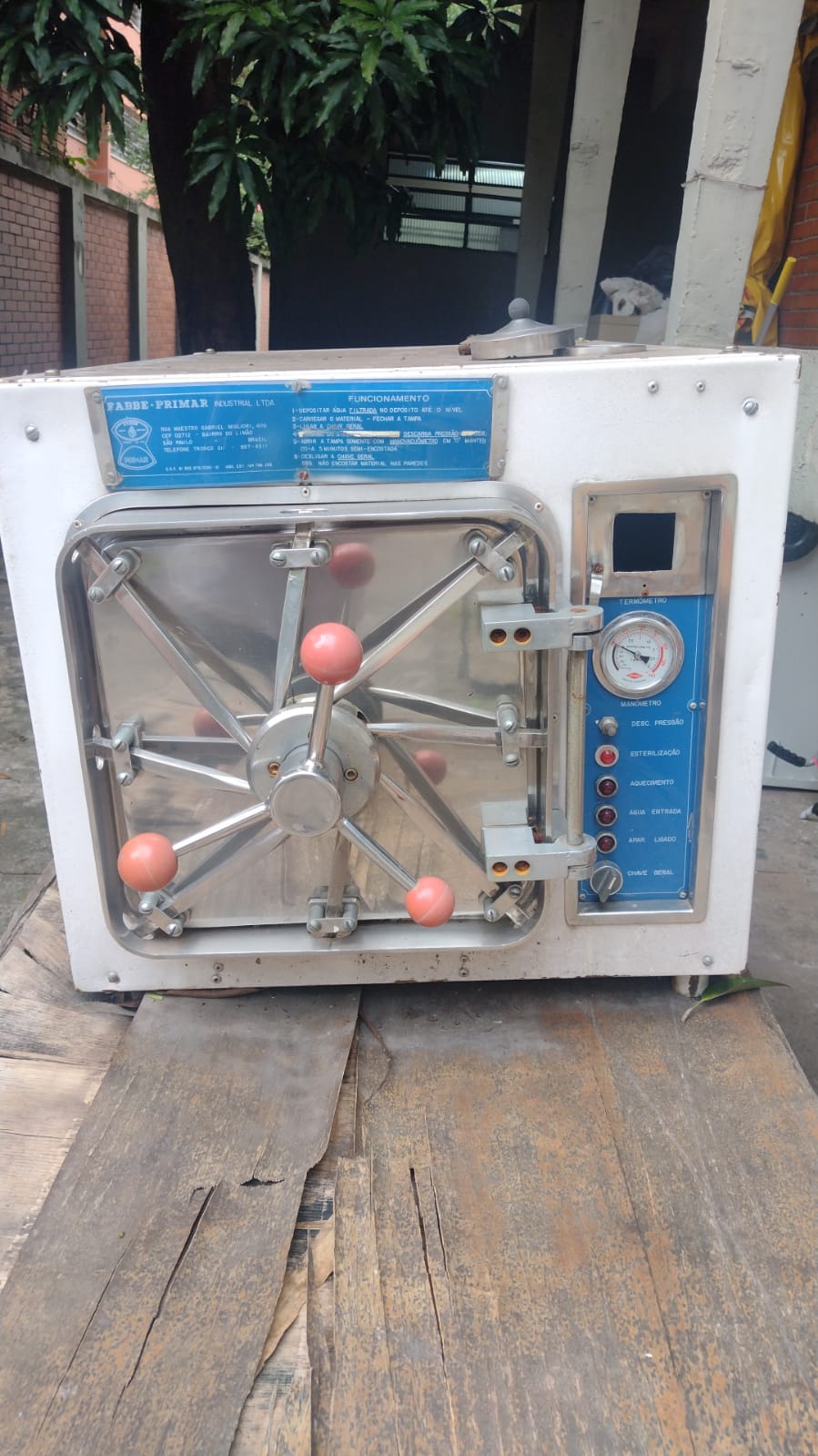 AUTOCLAVE